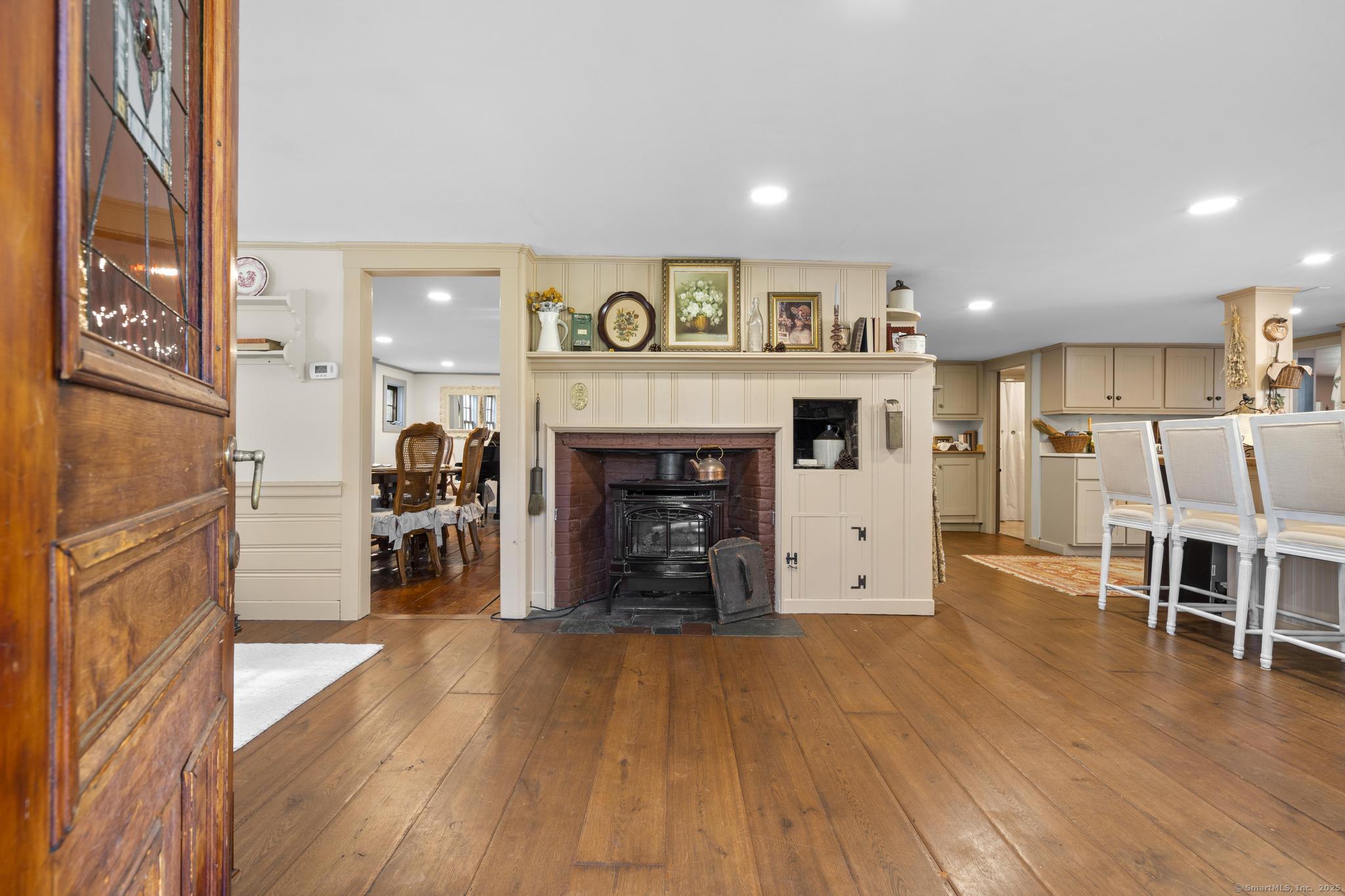 7 Cheney Lane East Hartford CT 06118