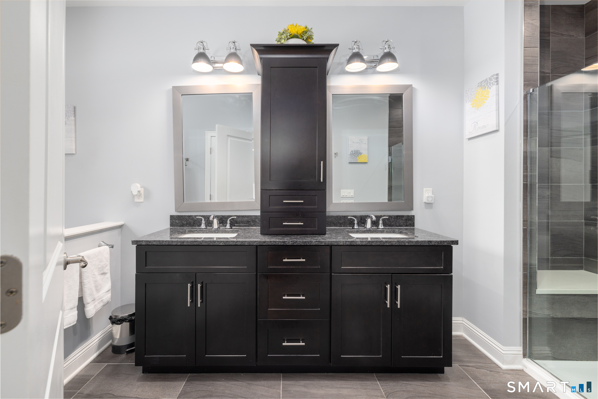 8 Woodland Path Beacon Falls CT 06403