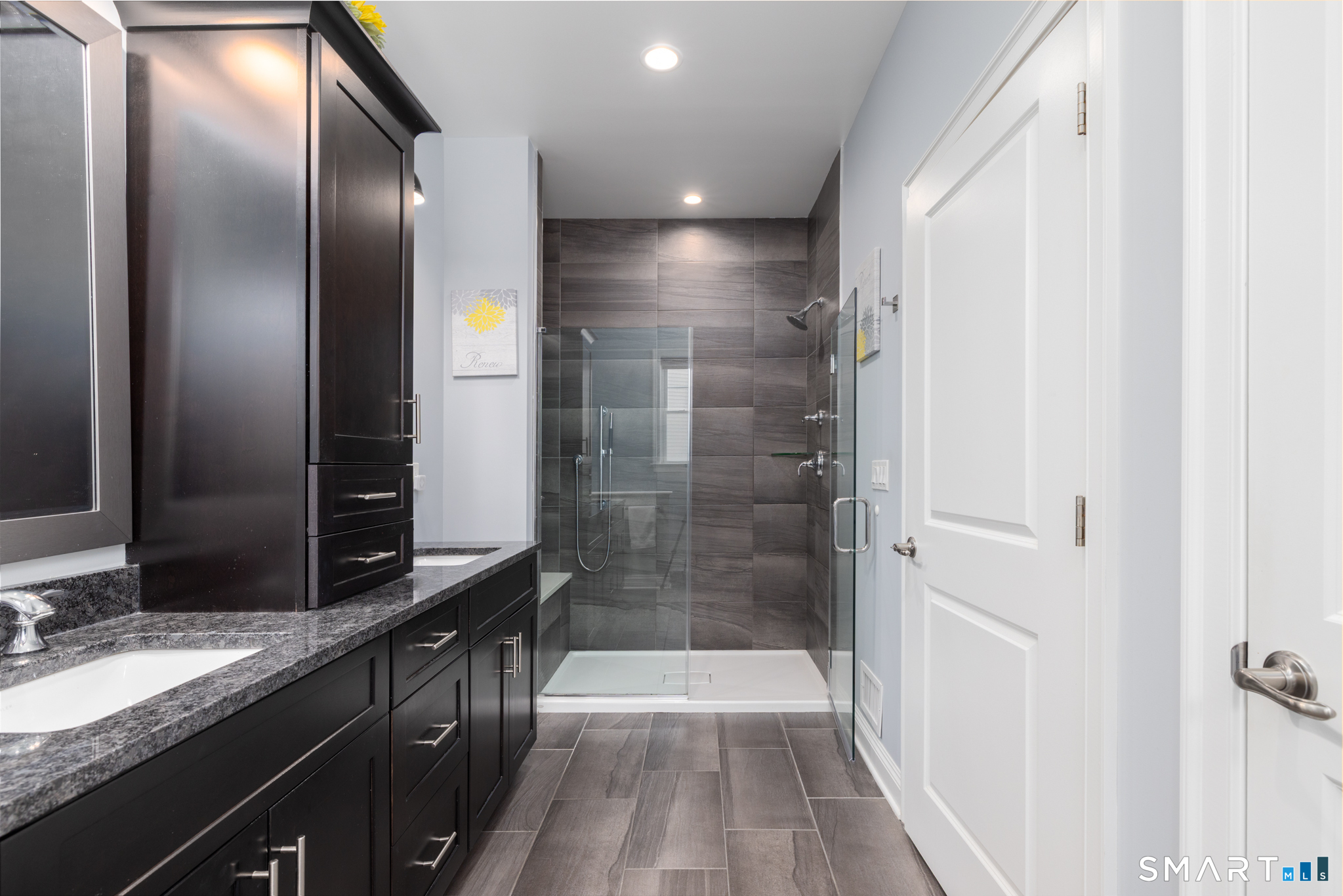 8 Woodland Path Beacon Falls CT 06403