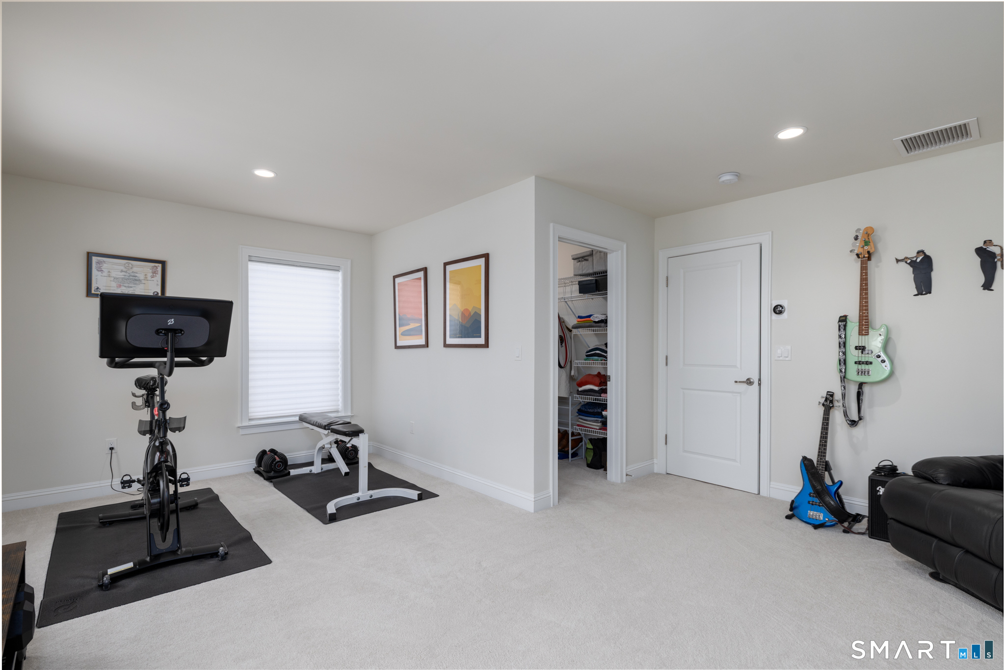 8 Woodland Path Beacon Falls CT 06403