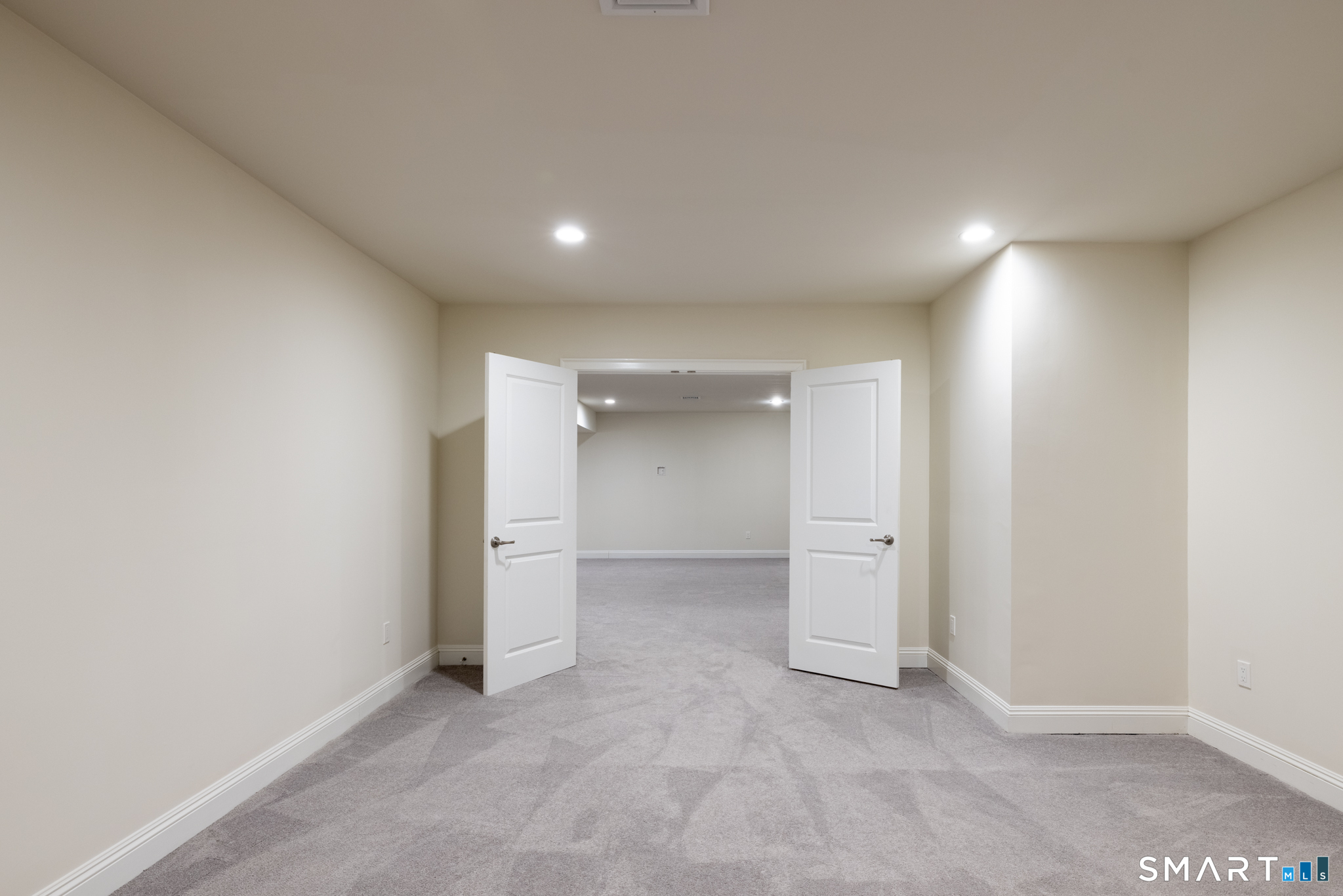 8 Woodland Path Beacon Falls CT 06403