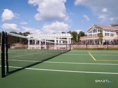 8 Woodland Path Beacon Falls CT 06403