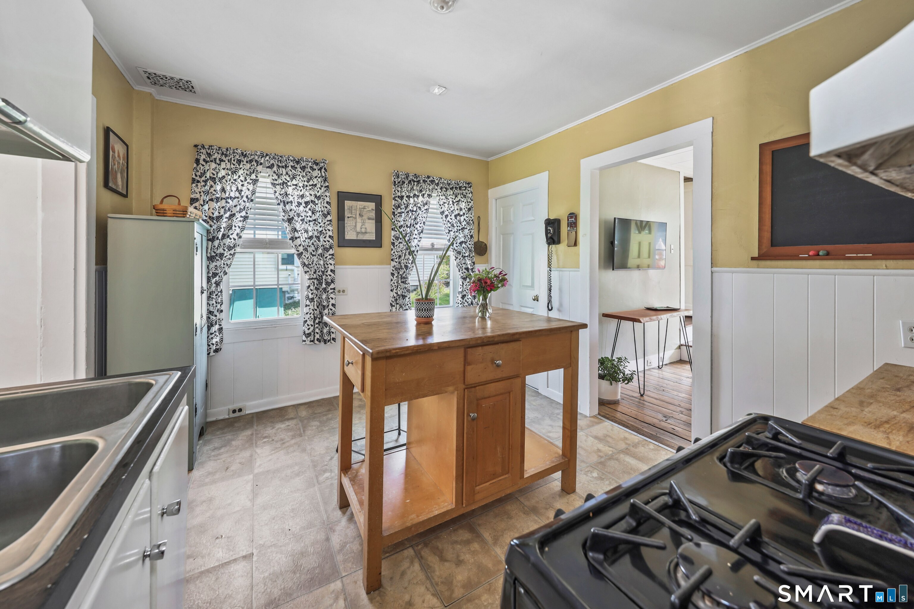 229 Jackson Street Thomaston CT 06787