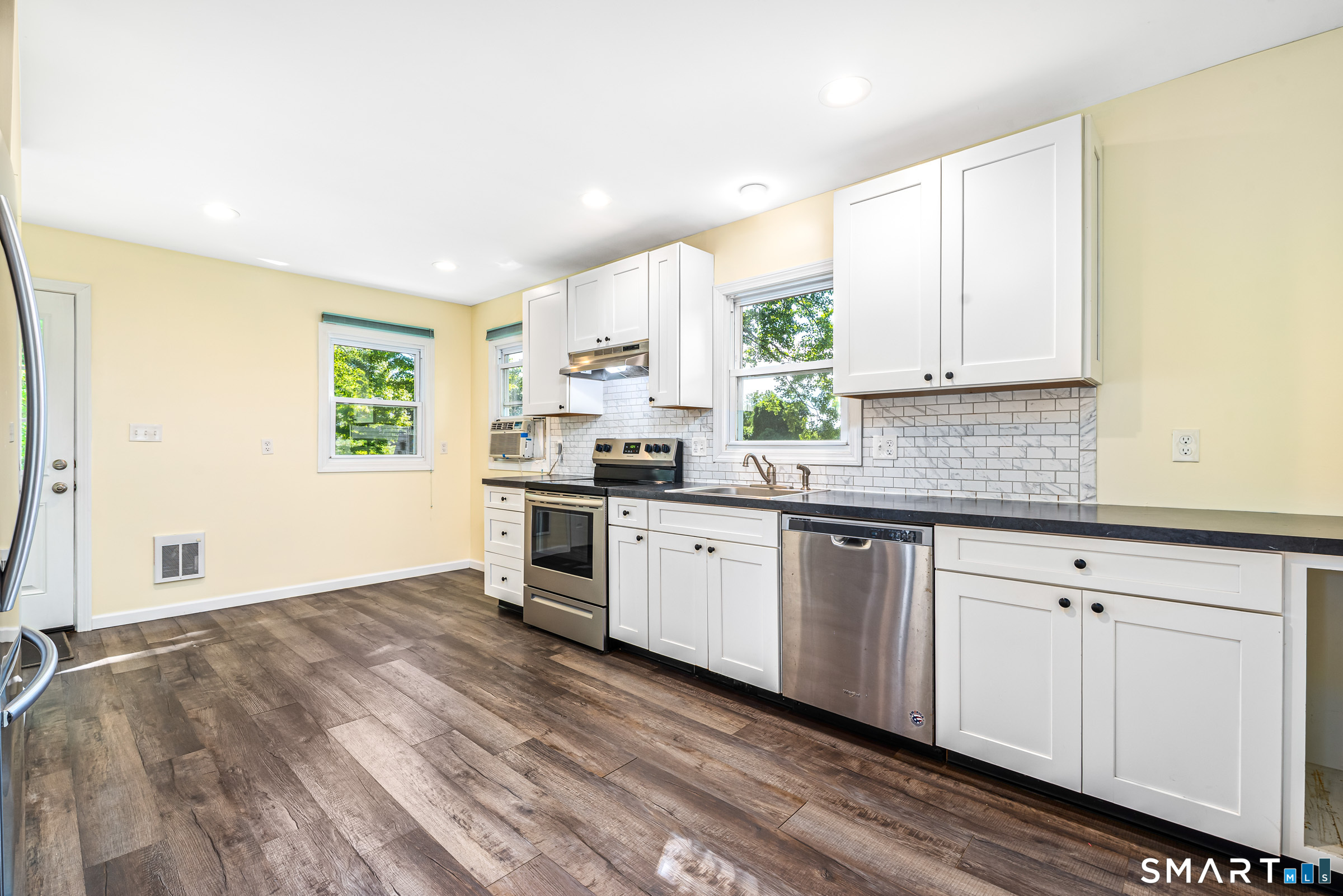 30 Carter Hill Road Clinton CT 06413