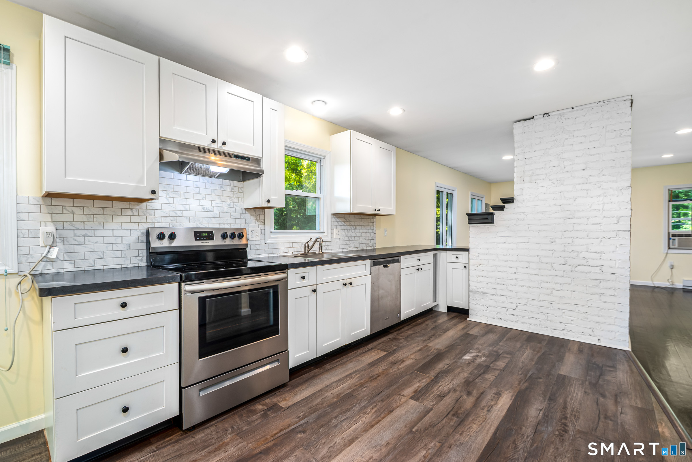 30 Carter Hill Road Clinton CT 06413