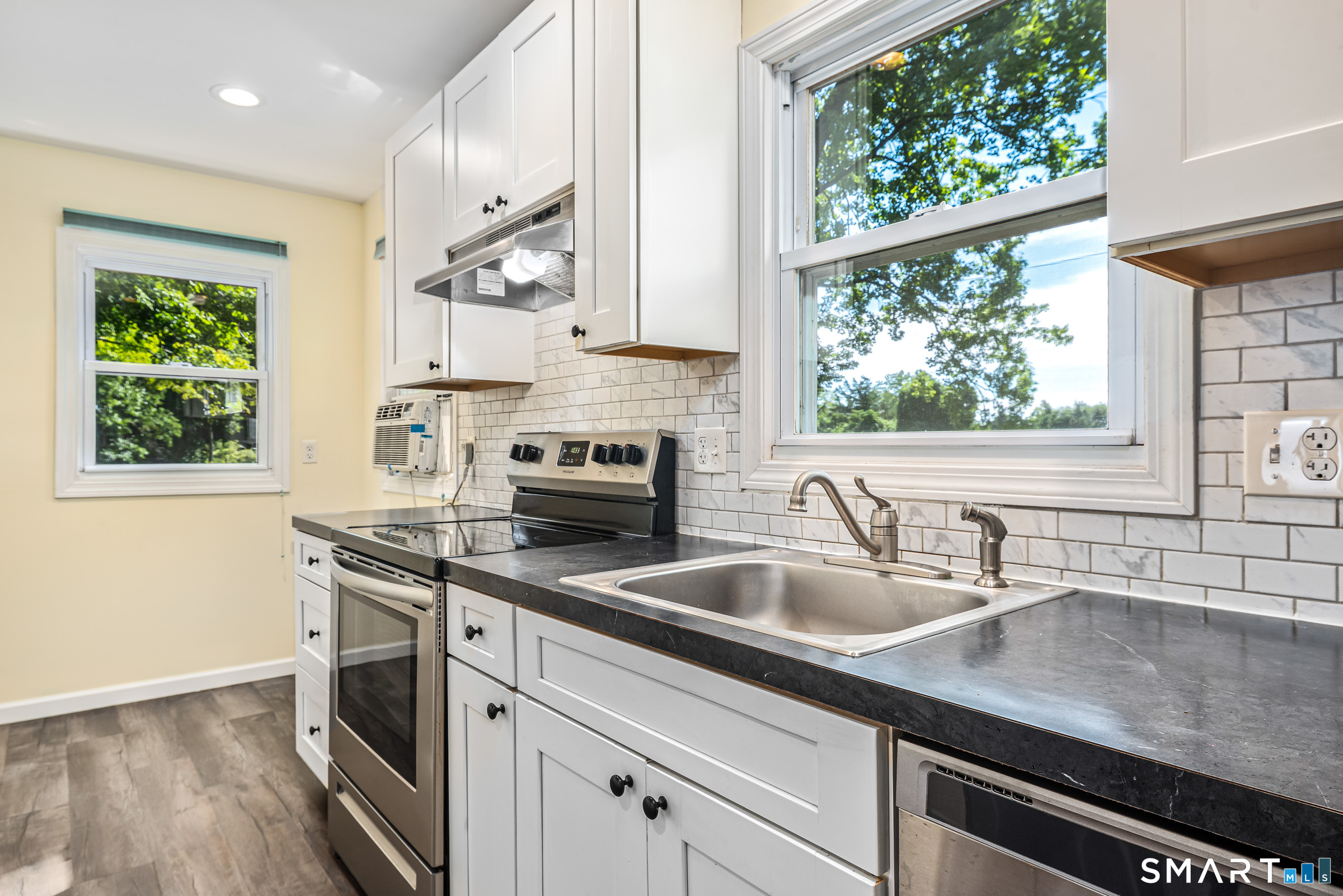 30 Carter Hill Road Clinton CT 06413