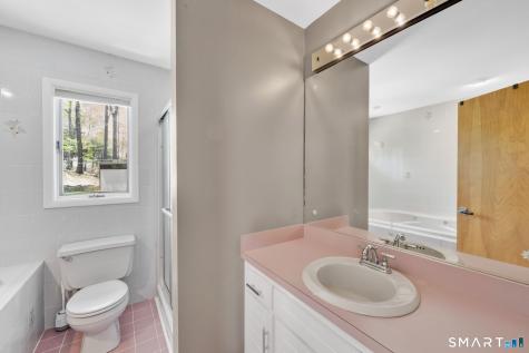 26 Hampton Drive Manchester CT 06040