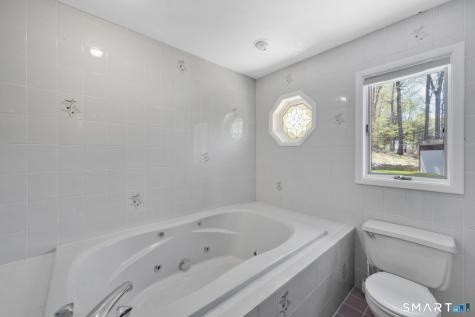 26 Hampton Drive Manchester CT 06040
