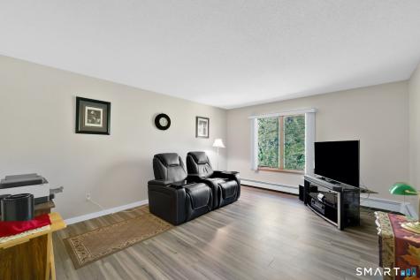 26 Hampton Drive Manchester CT 06040