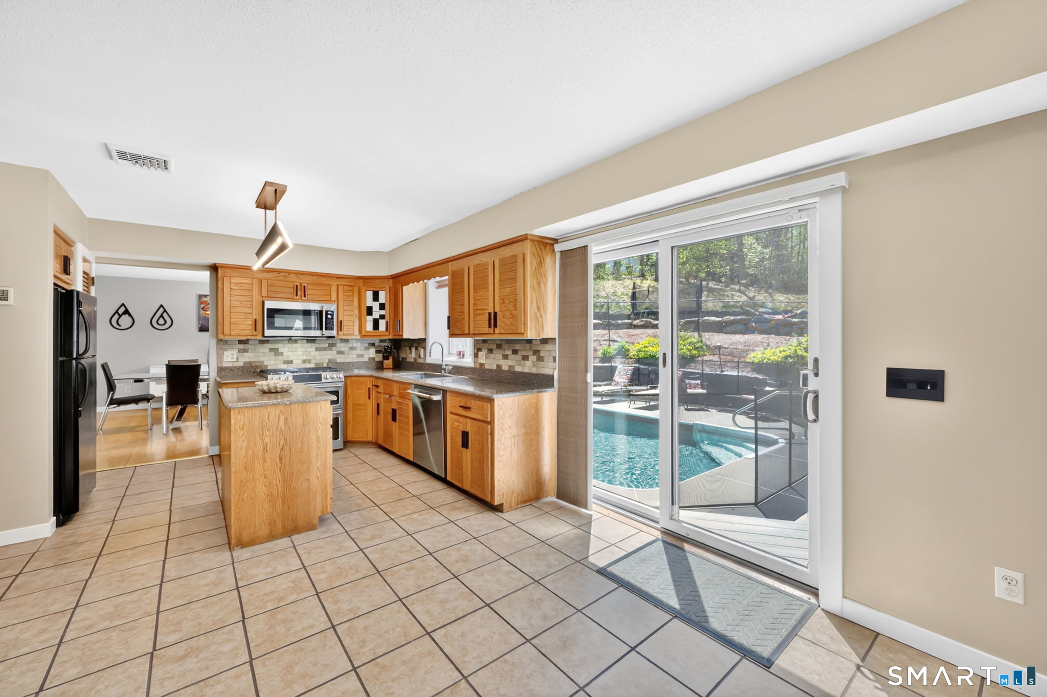 26 Hampton Drive Manchester CT 06040