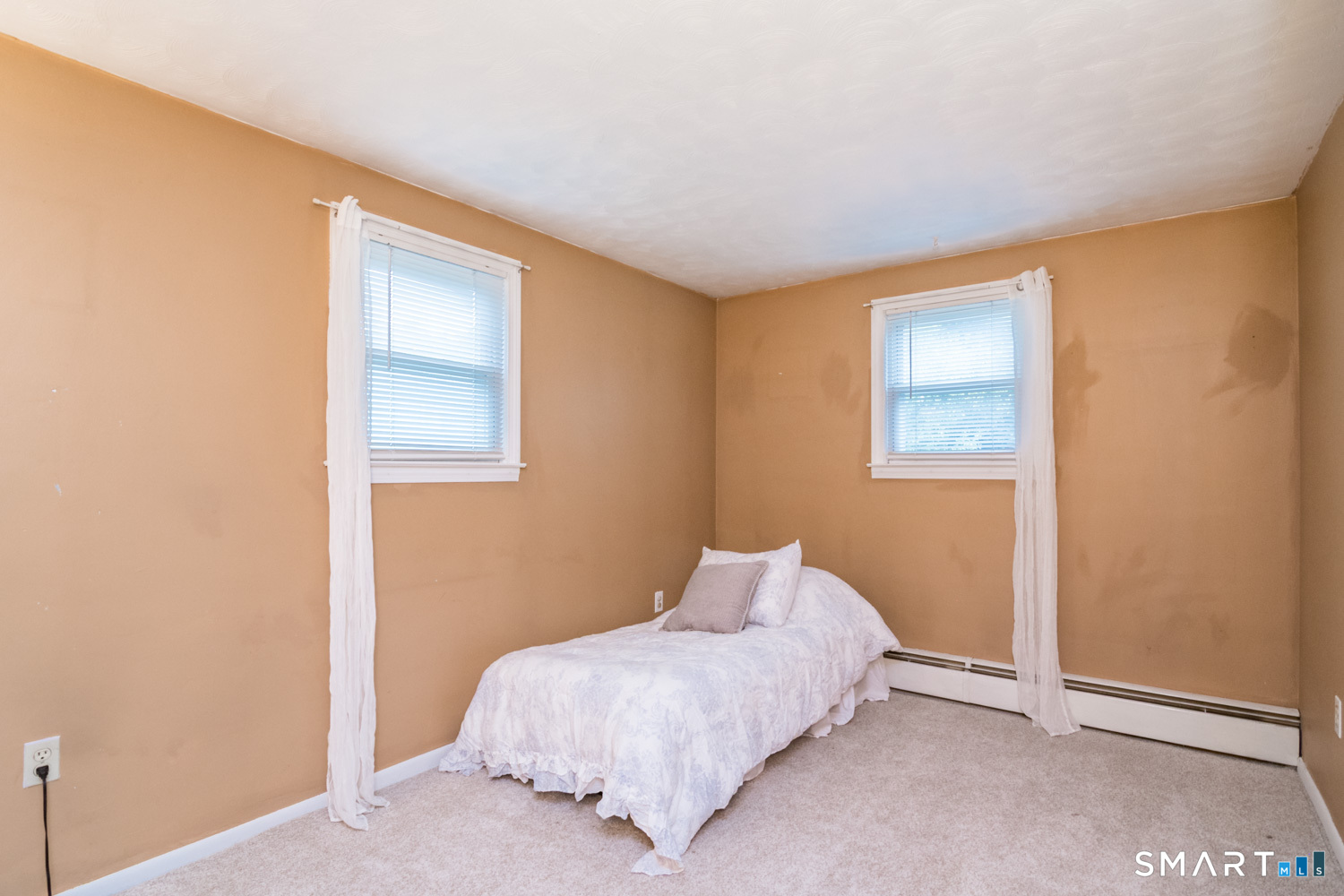 10 Sun Street Enfield CT 06082