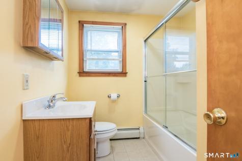 10 Sun Street Enfield CT 06082