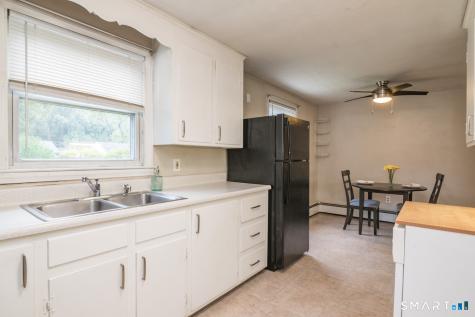 10 Sun Street Enfield CT 06082