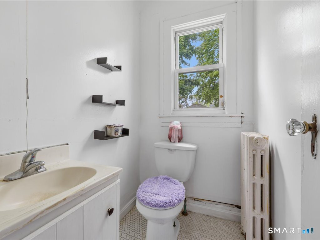 207 Branford Street Hartford CT 06112