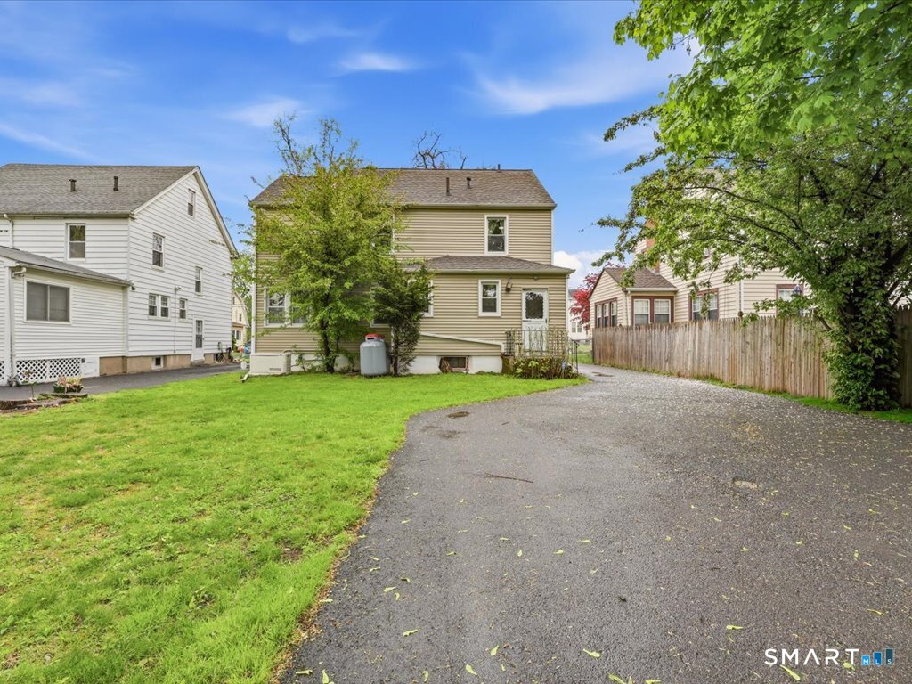 207 Branford Street Hartford CT 06112