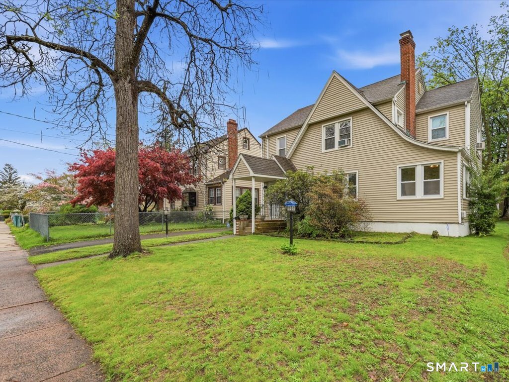 207 Branford Street Hartford CT 06112