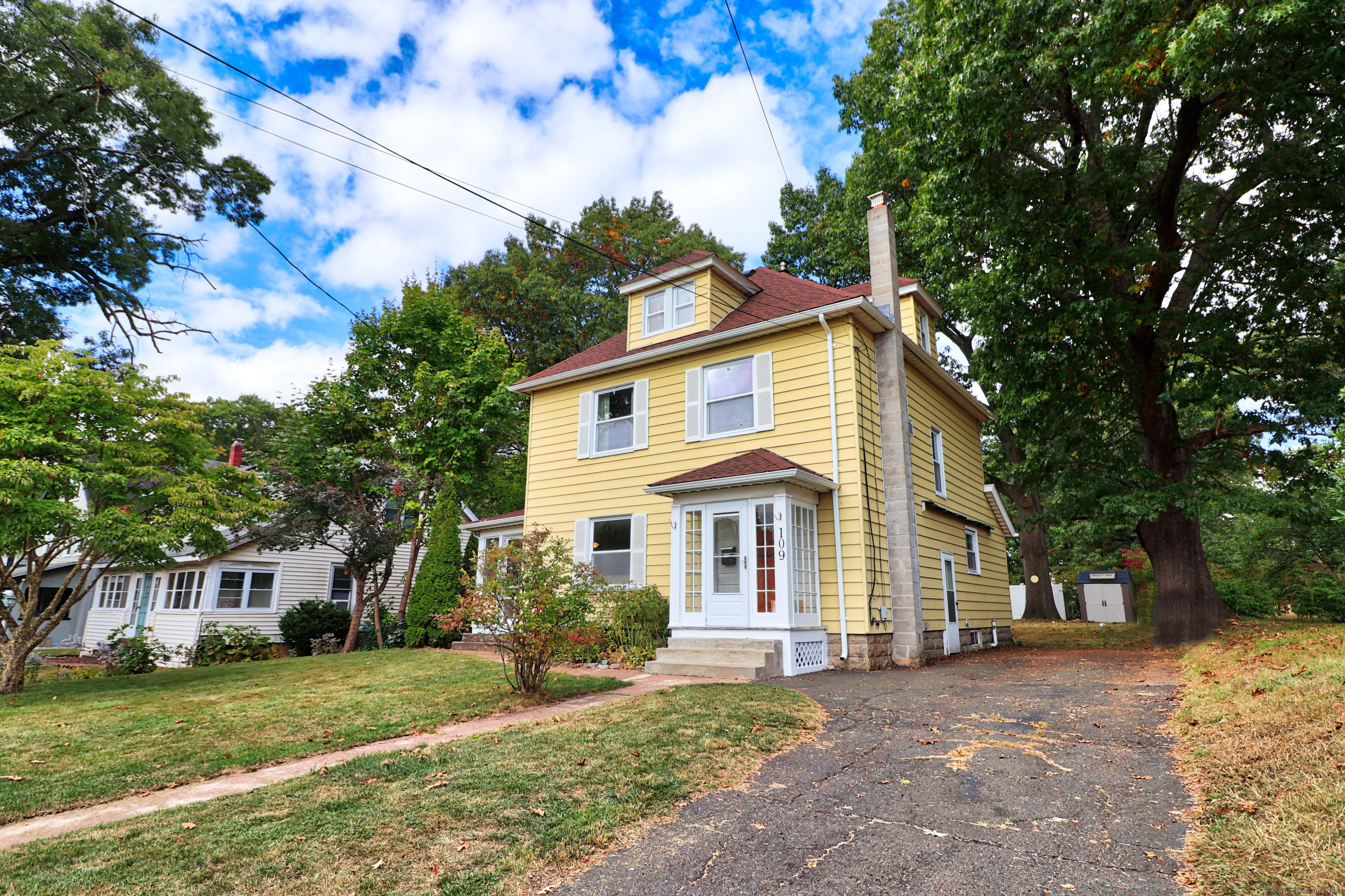 109 Henry Street Manchester CT 06042