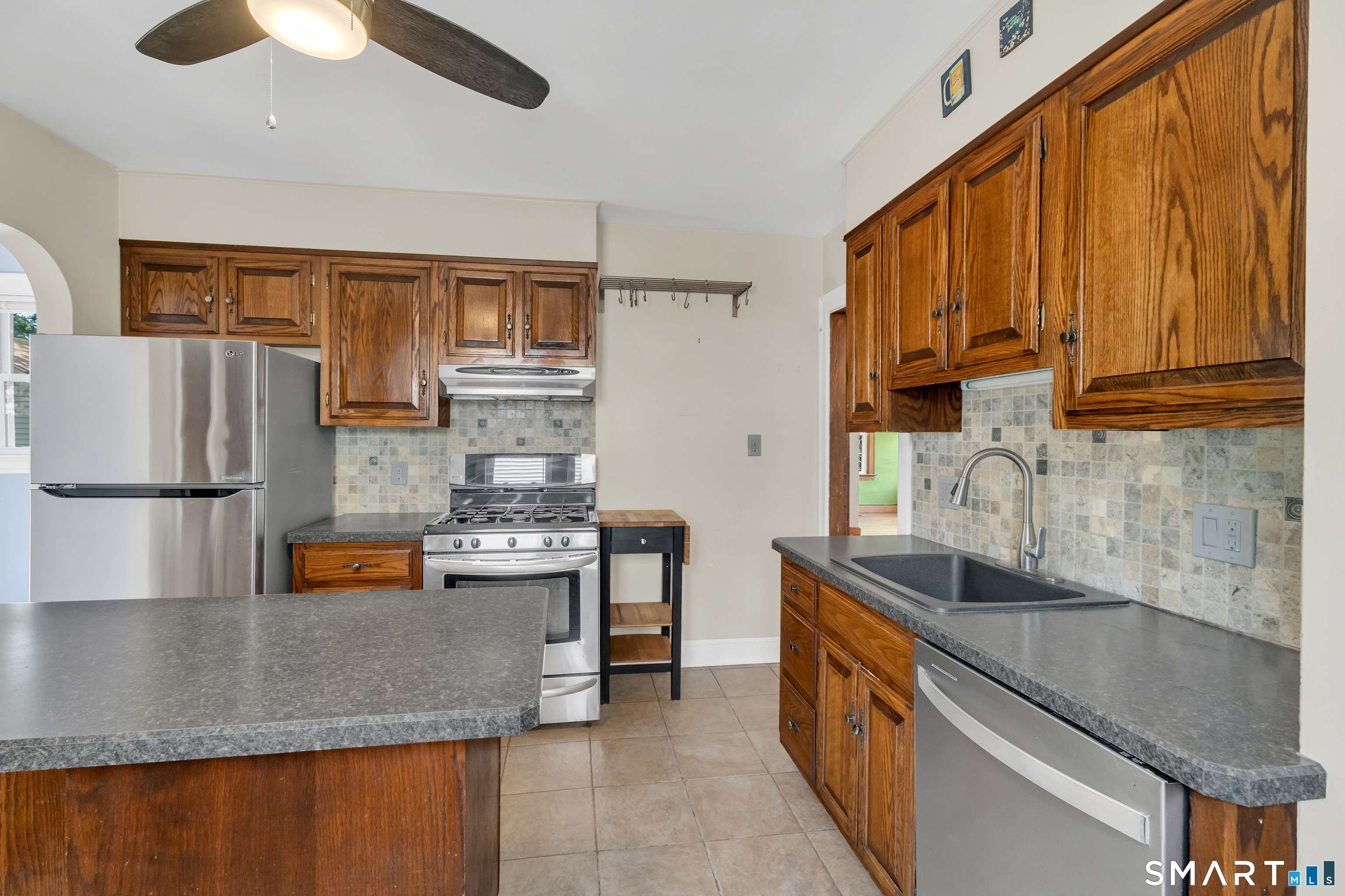 123 Treadwell Street Hamden CT 06517