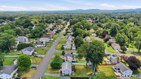 77 Clarendon Terrace Newington CT 06111