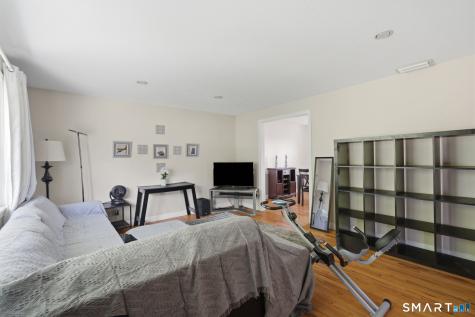 77 Clarendon Terrace Newington CT 06111