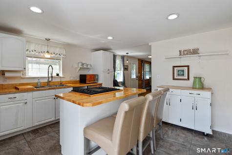 24 Pond Road New Hartford CT 06057