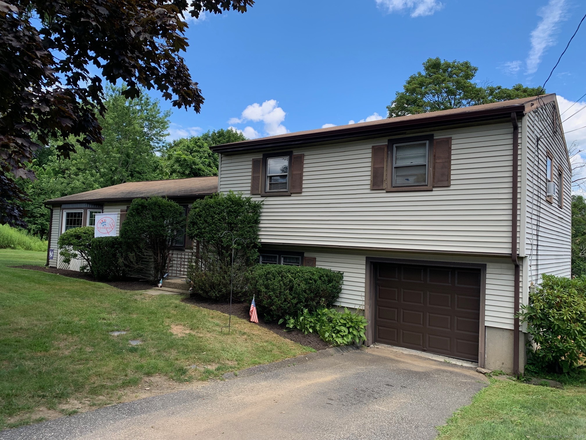 135 Great Plain Road Danbury CT 06811
