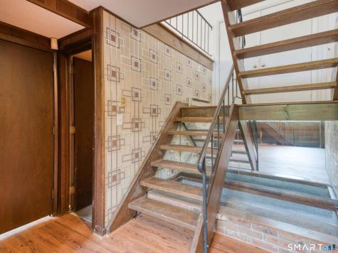 62 Admiral Drive New London CT 06320
