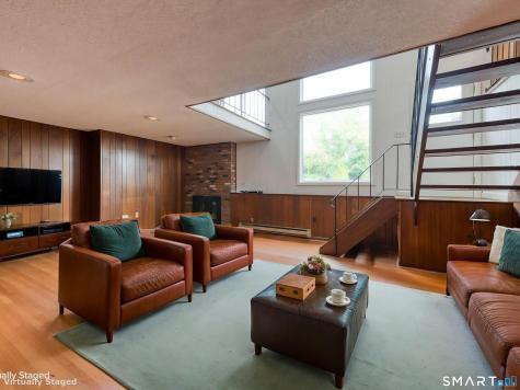 62 Admiral Drive New London CT 06320