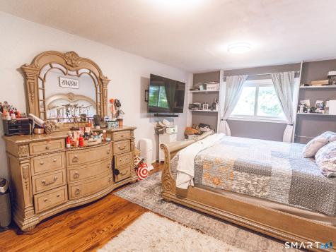 123 Wynwood Drive New Milford CT 06776