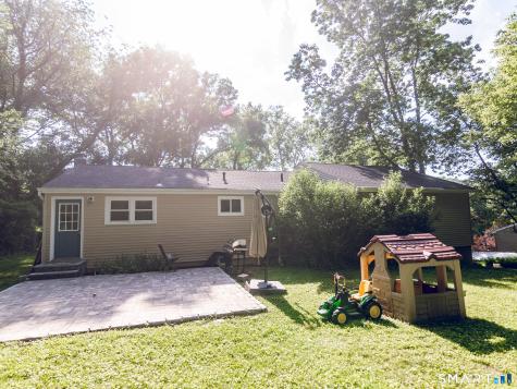 123 Wynwood Drive New Milford CT 06776