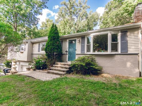 123 Wynwood Drive New Milford CT 06776
