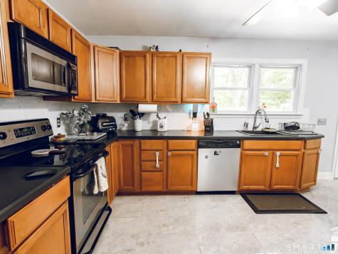 123 Wynwood Drive New Milford CT 06776