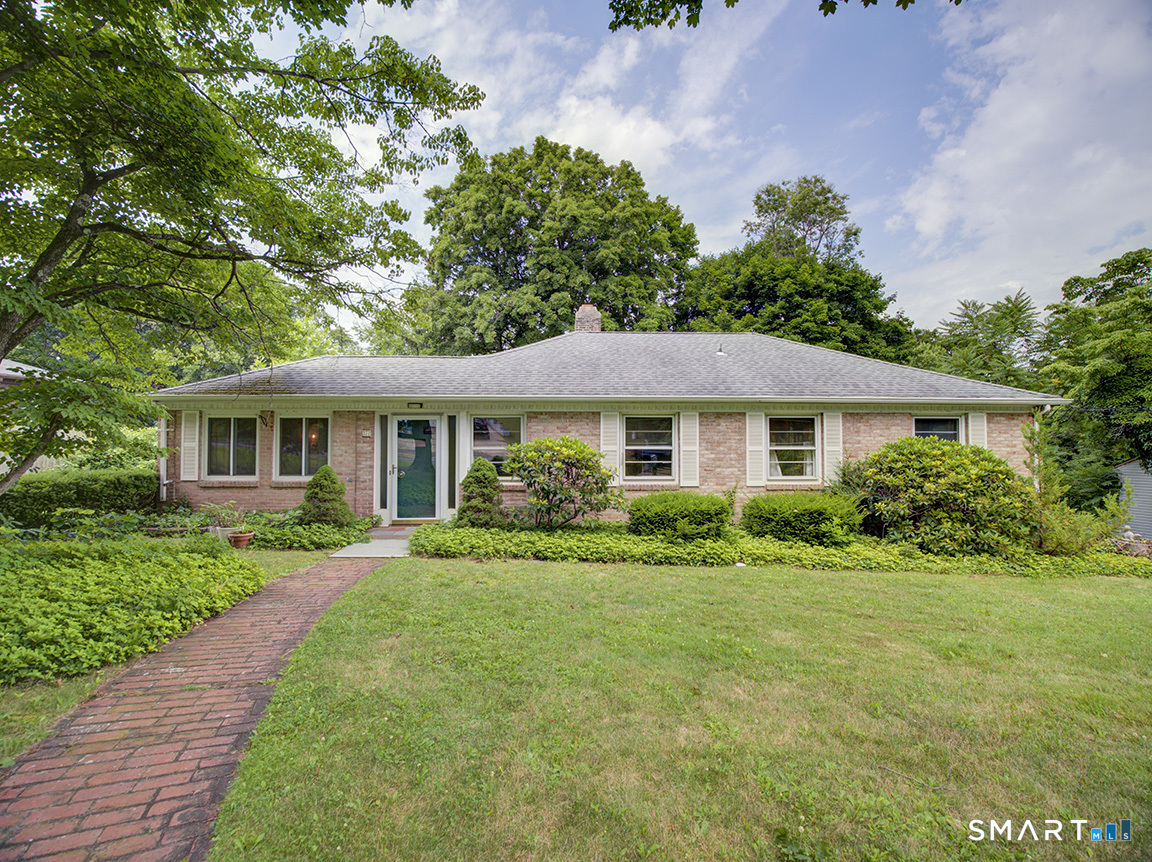 373 Broadway Hamden CT 06518