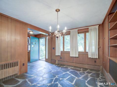 373 Broadway Hamden CT 06518