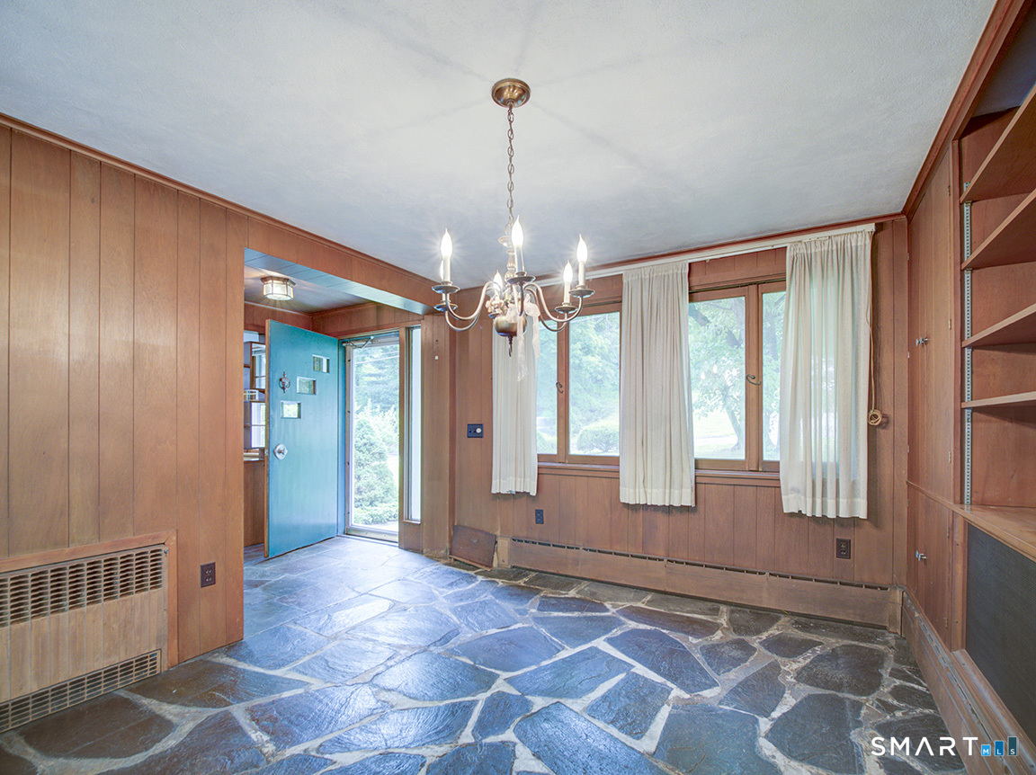 373 Broadway Hamden CT 06518