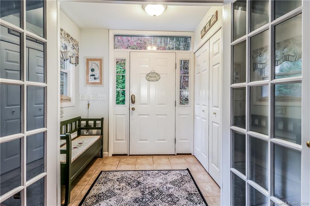 23 Richards Road Brookfield CT 06804