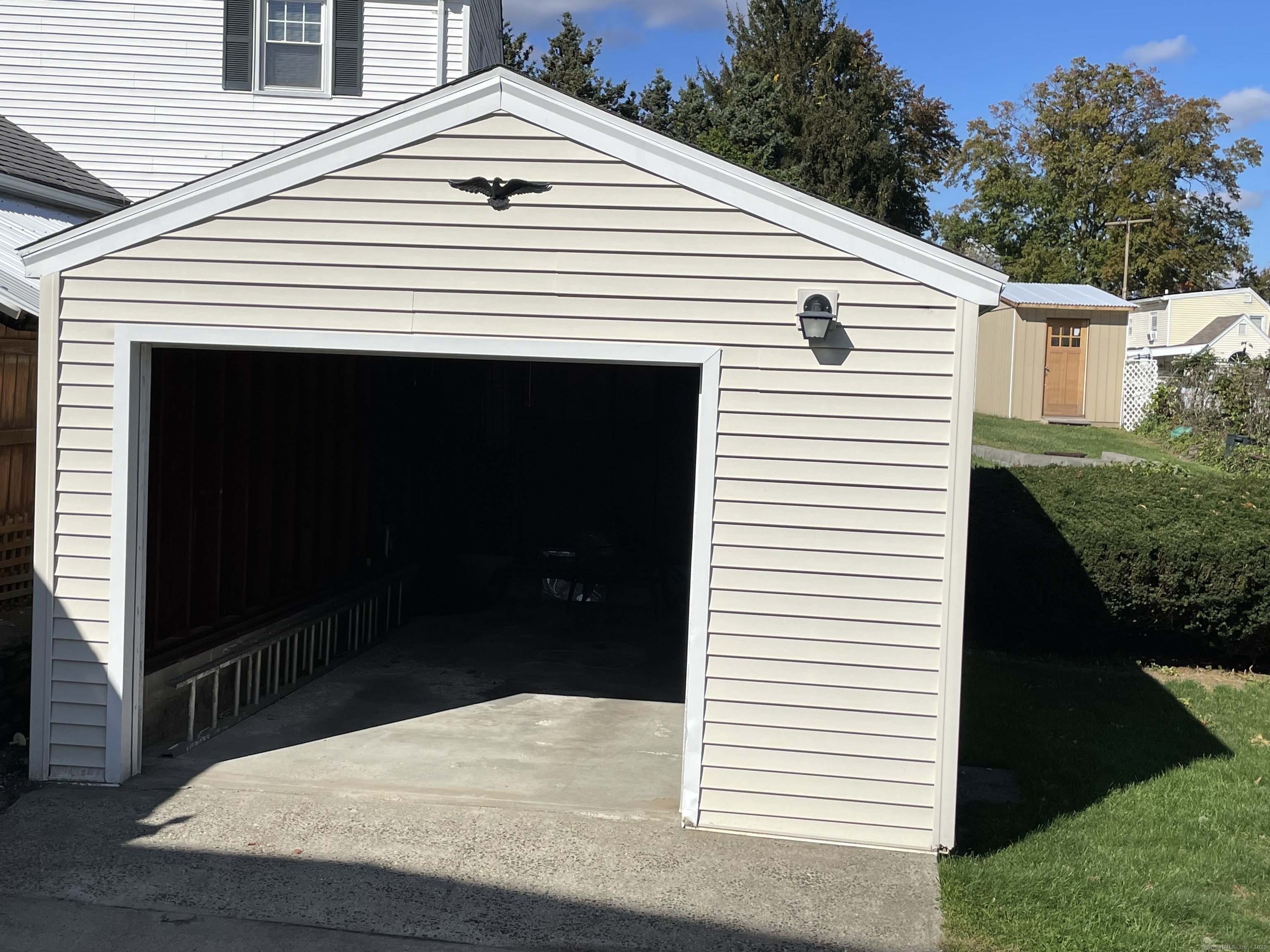 376 Savoy Street Bridgeport CT 06606