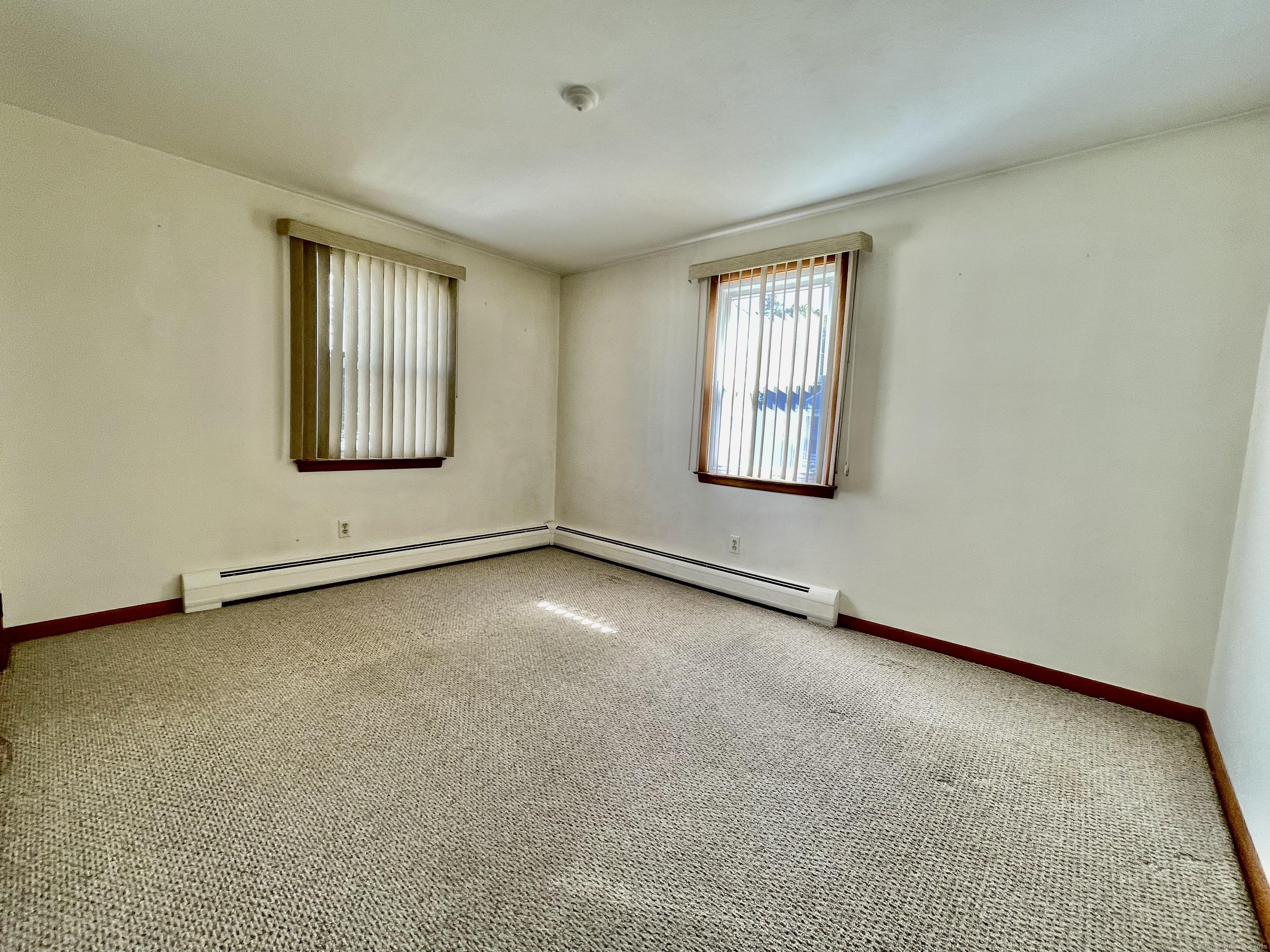 376 Savoy Street Bridgeport CT 06606