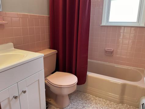 376 Savoy Street Bridgeport CT 06606