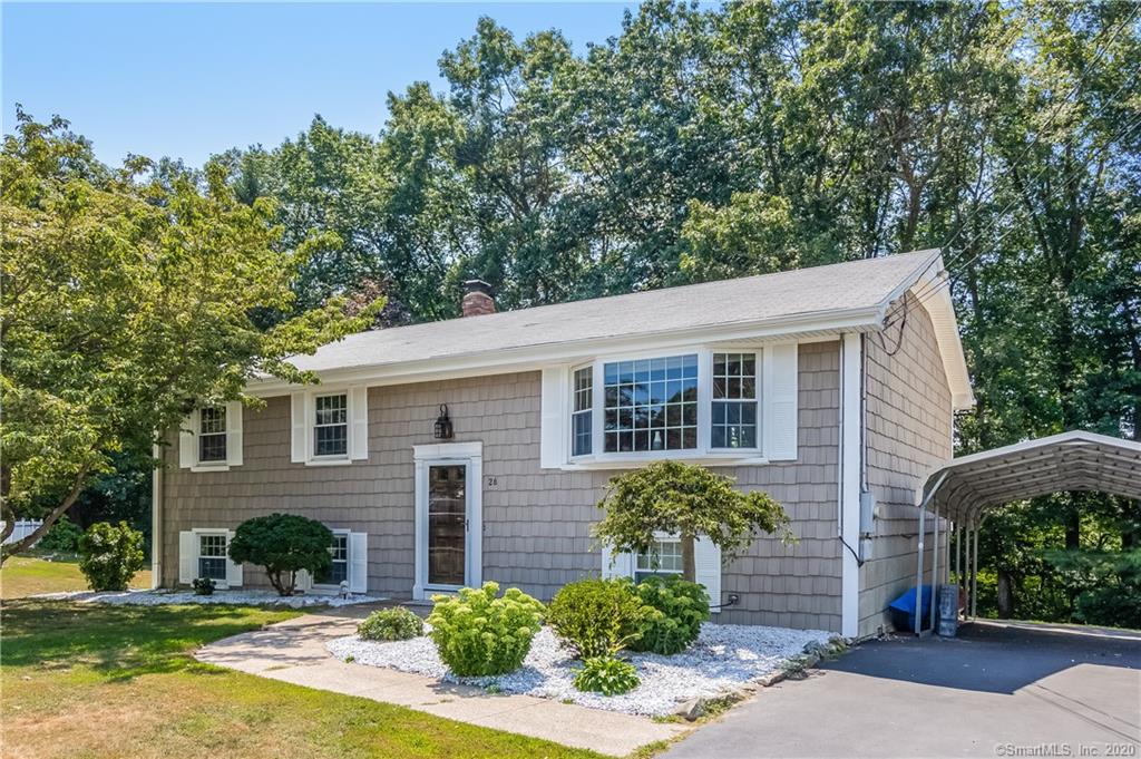 28 Rockwood Drive Waterford CT 06385