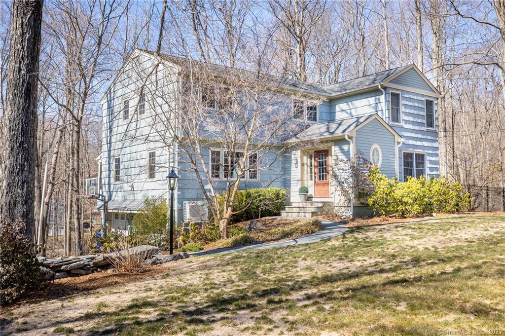 81 Riverside Drive Ridgefield CT 06877
