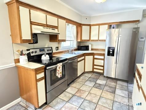 94 Milton Drive Meriden CT 06450