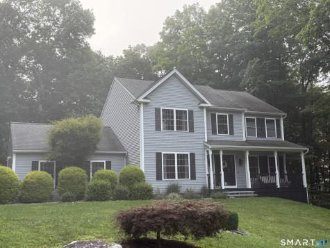 8 Deer Woods Drive New Milford CT 06776