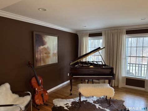 8 Deer Woods Drive New Milford CT 06776