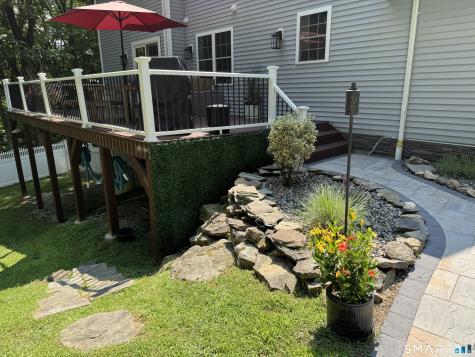 8 Deer Woods Drive New Milford CT 06776