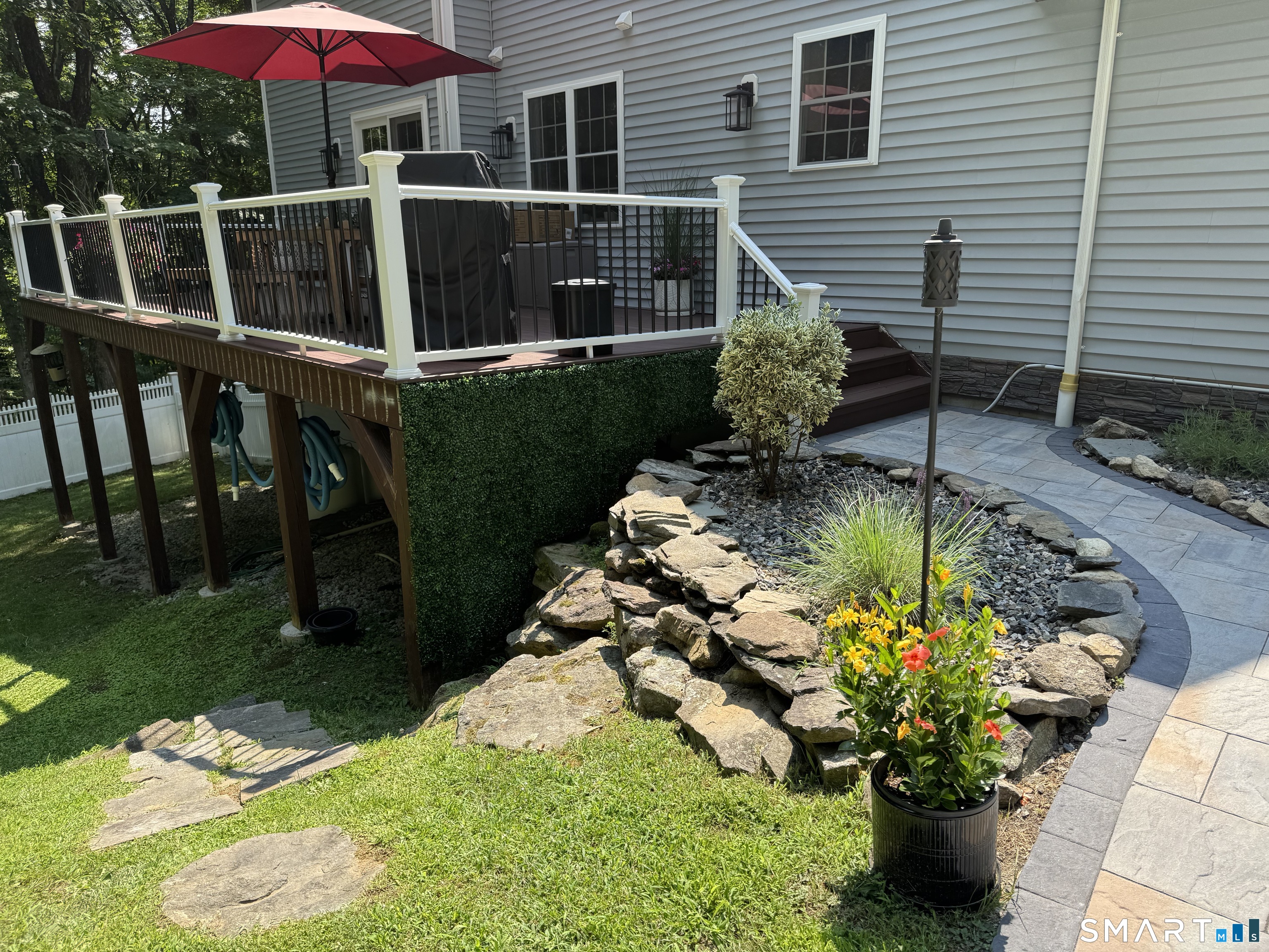 8 Deer Woods Drive New Milford CT 06776