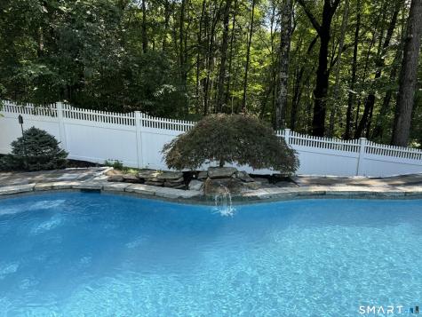 8 Deer Woods Drive New Milford CT 06776