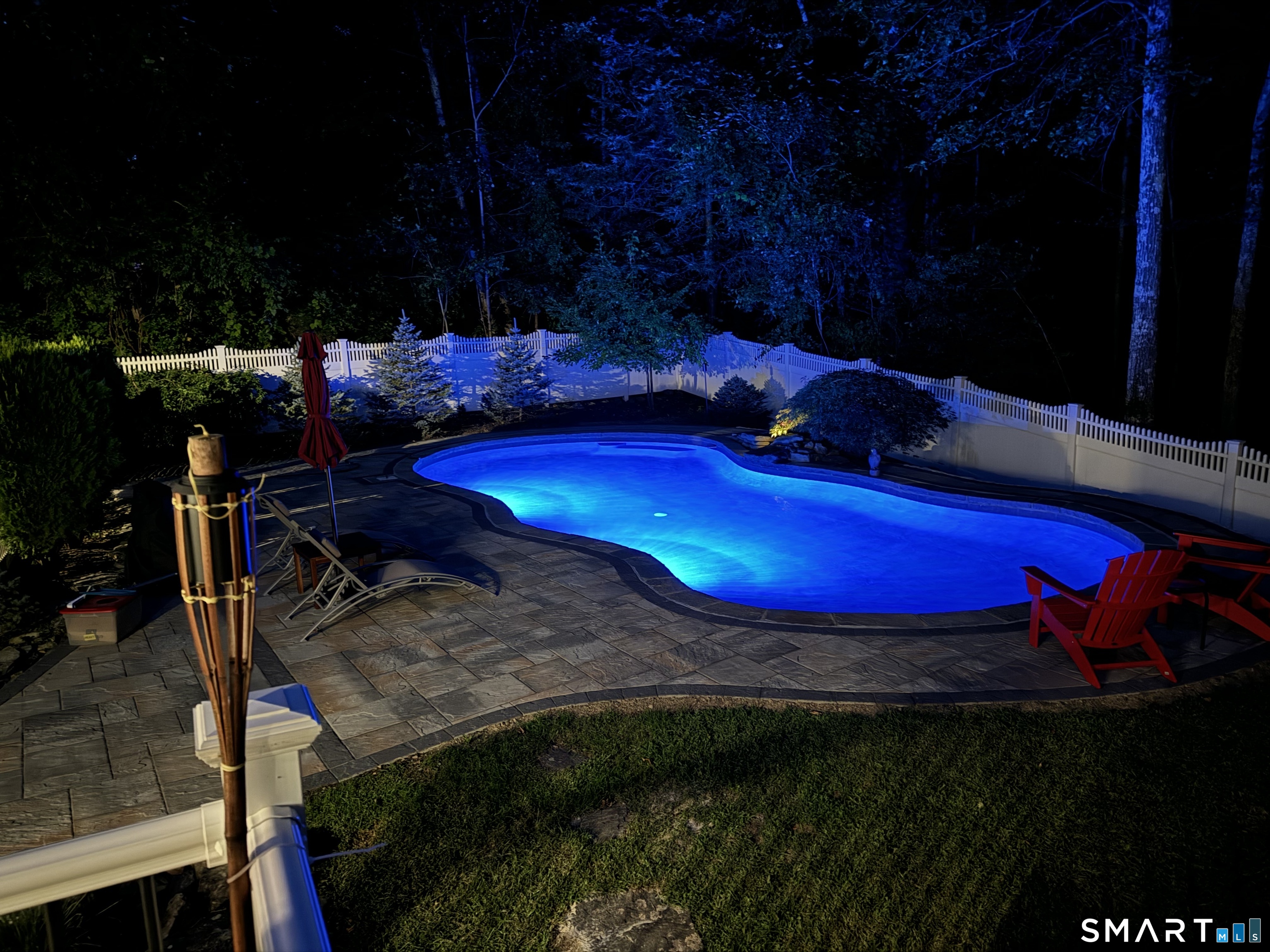 8 Deer Woods Drive New Milford CT 06776