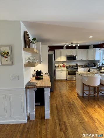 8 Deer Woods Drive New Milford CT 06776