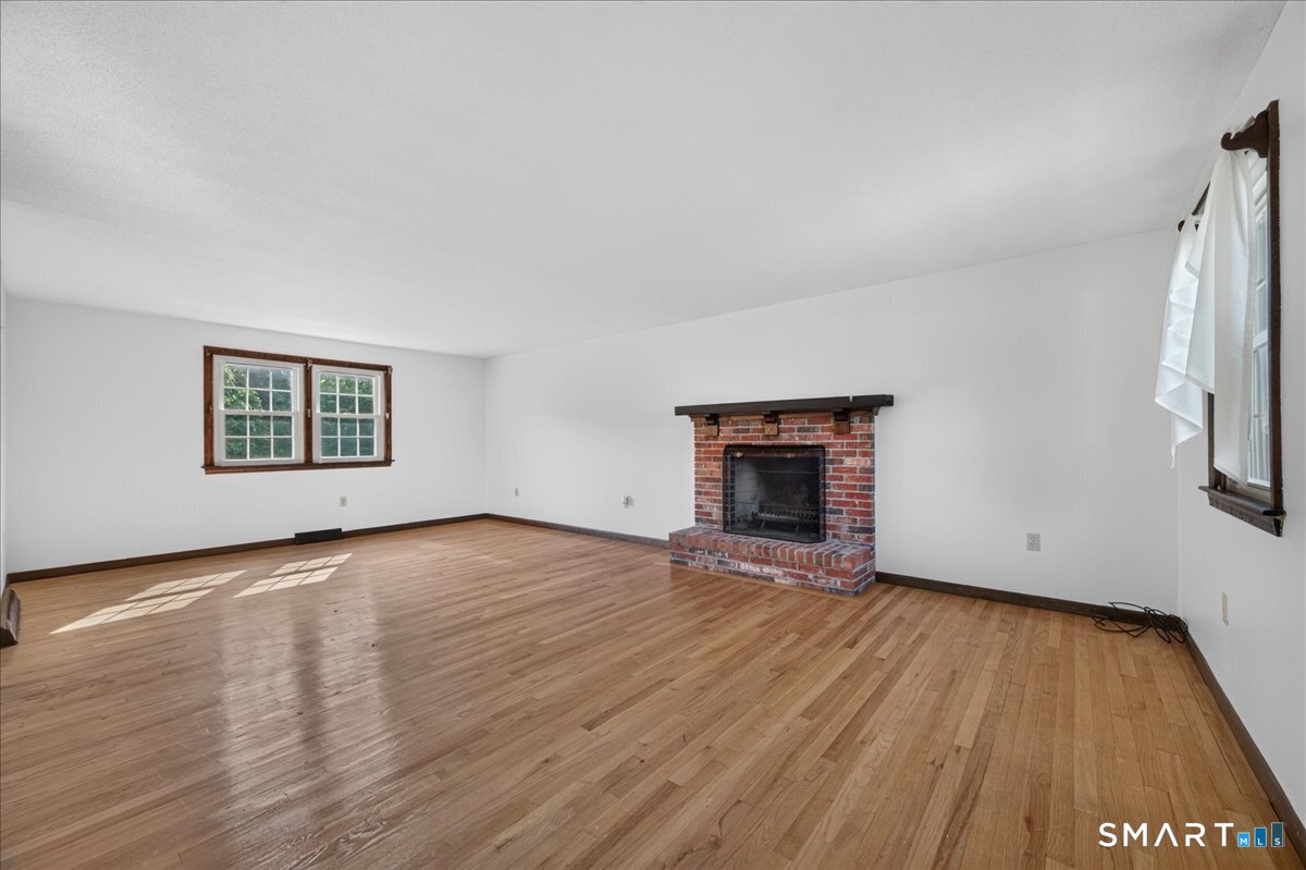 195 Wagher Road Thompson CT 06255